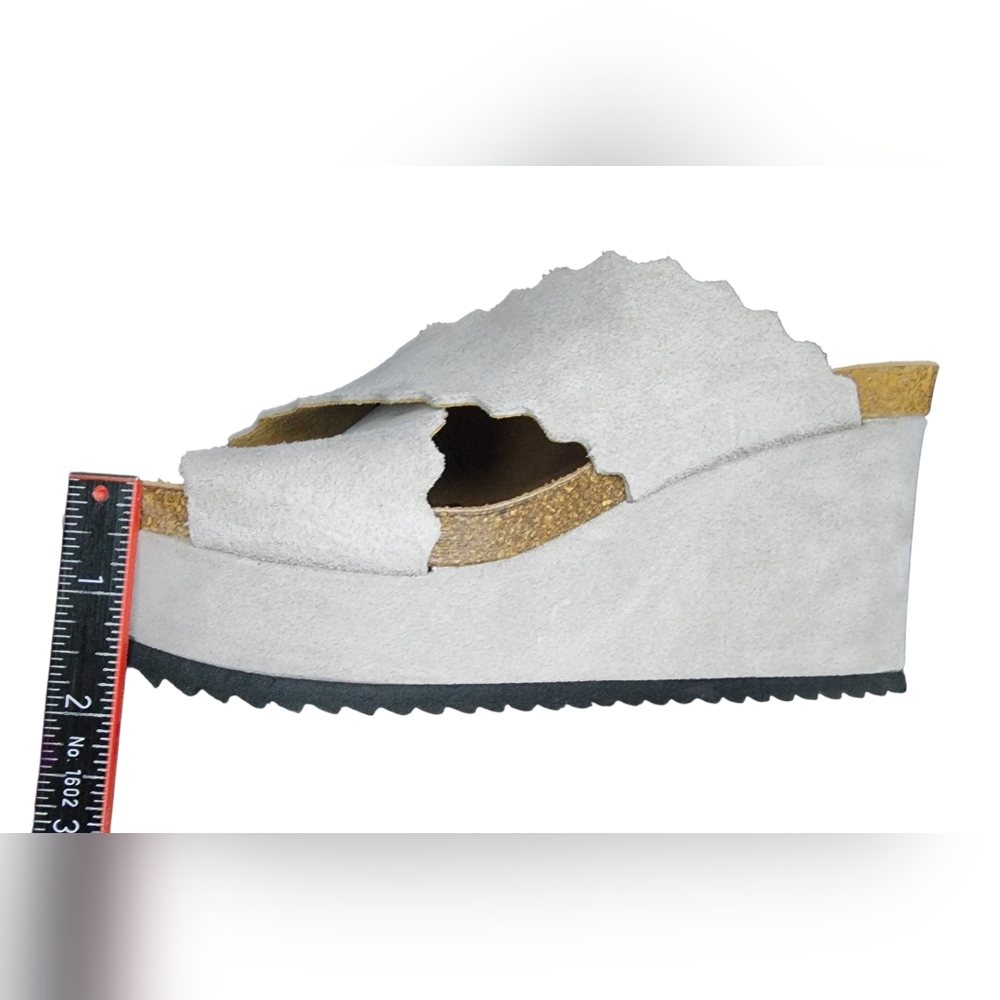 Chocolat Blu Natural Wedge Cross Strap Sandals, Womens 39 EU (8-8.5 US) - Picture 9 of 11